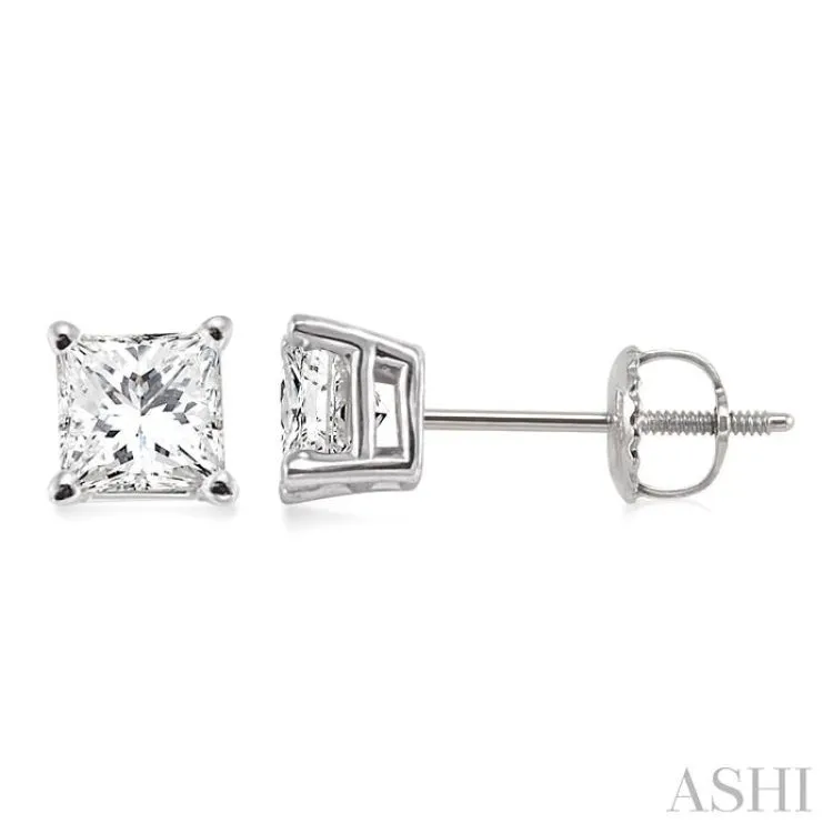 1 1/2 Ctw Princess Cut Diamond Stud Earrings in 14K White Gold