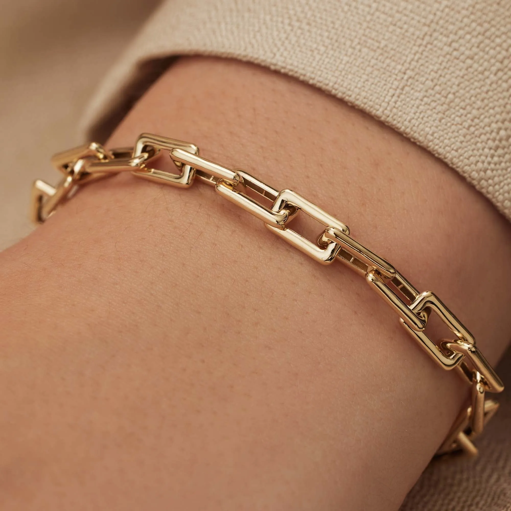 Aidee Adeline 14 karat gold link bracelet with square chains