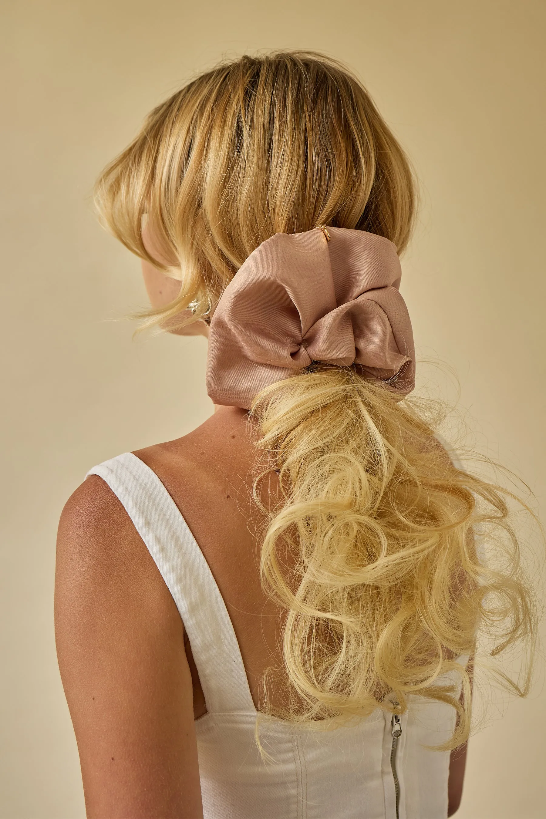 Annika Oversized Scrunchie