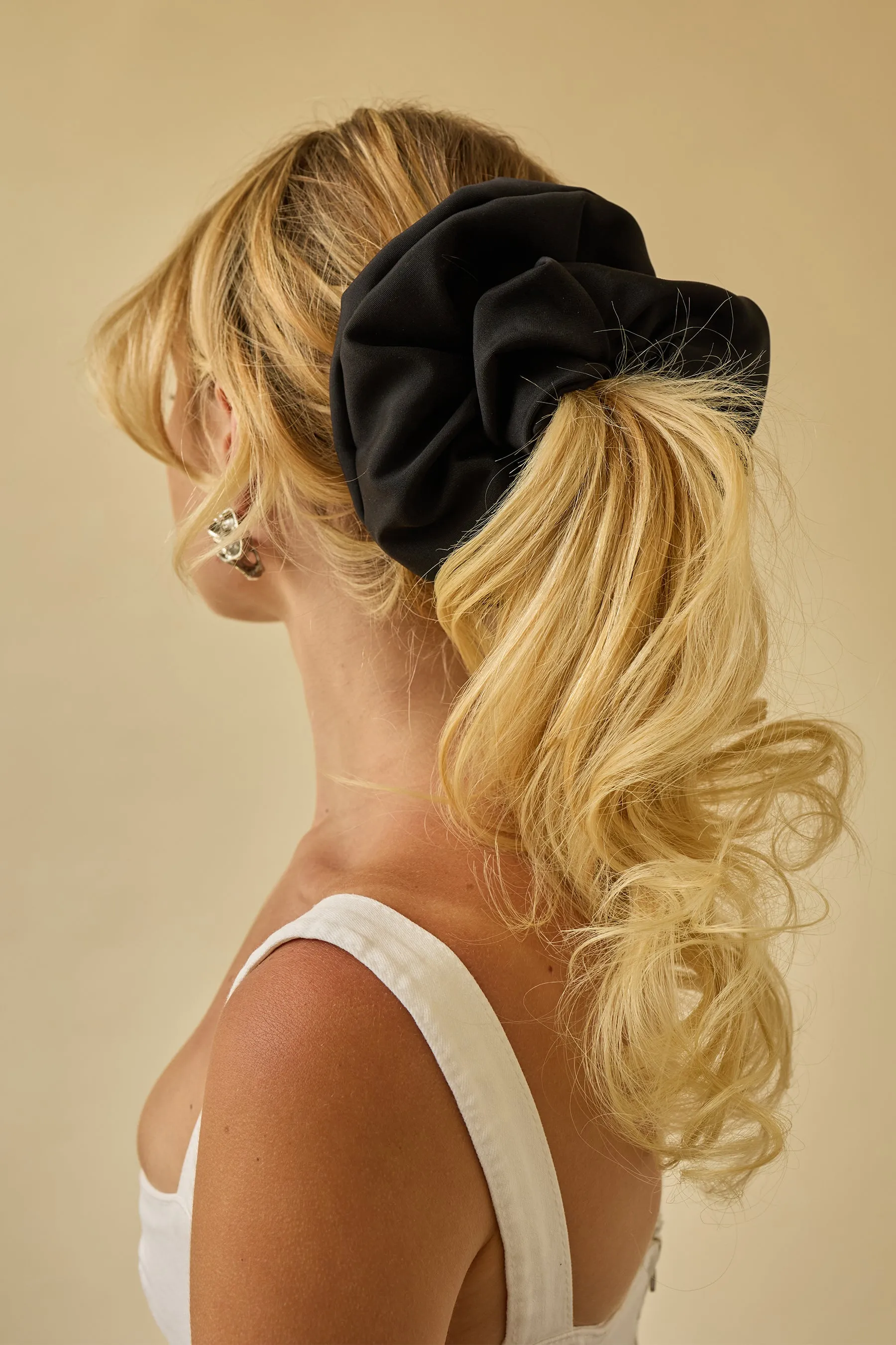 Annika Oversized Scrunchie