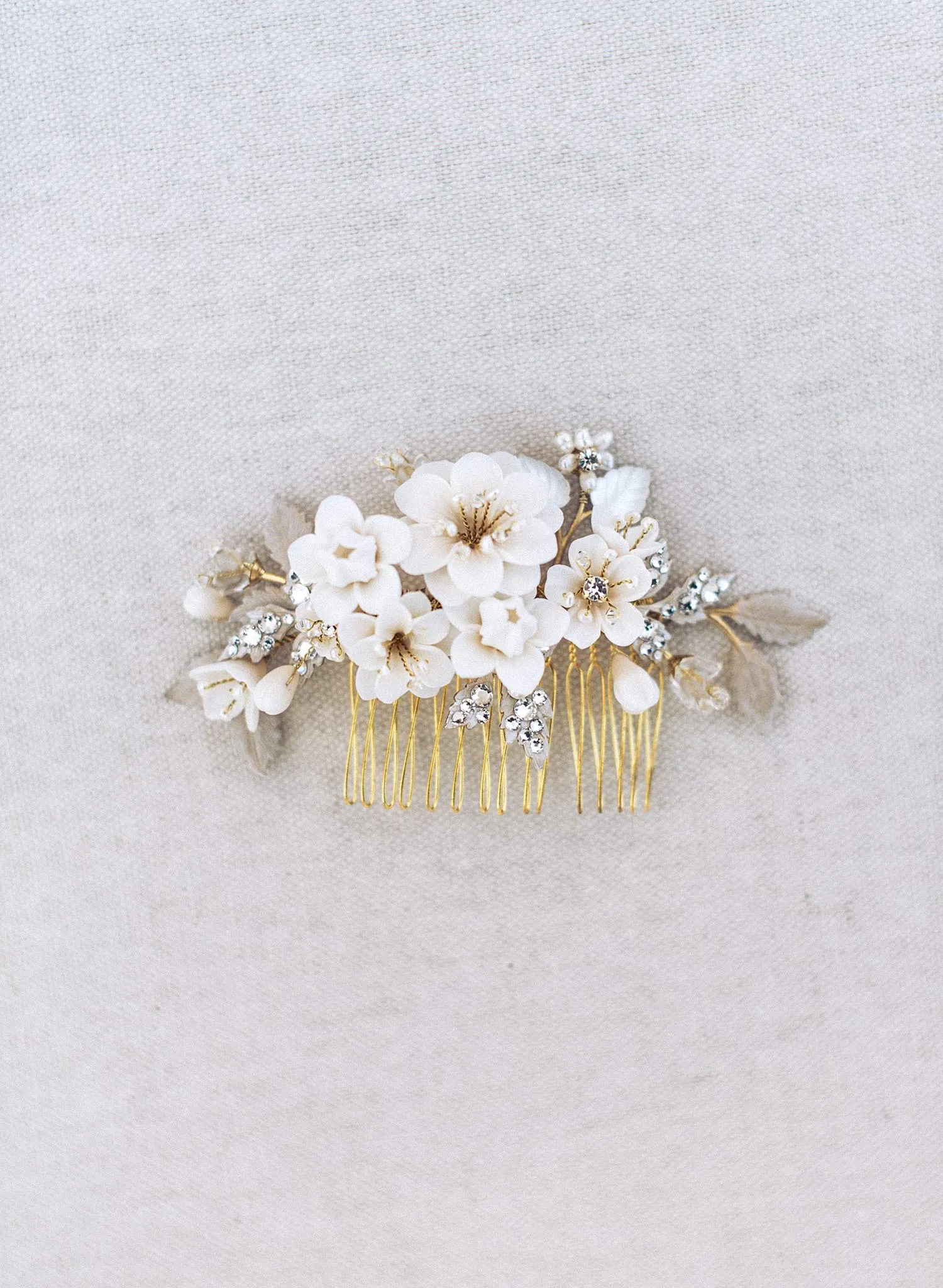 Creamy floral petite garden comb - Style #978