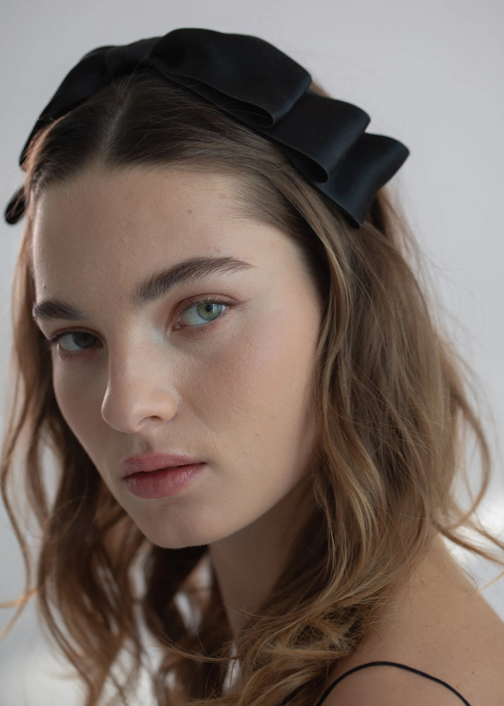 Karina Bow Headband -- Black