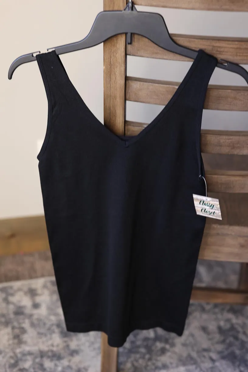 REVERSIBLE Seamless Scoop/V-Neck Tank Top - Black